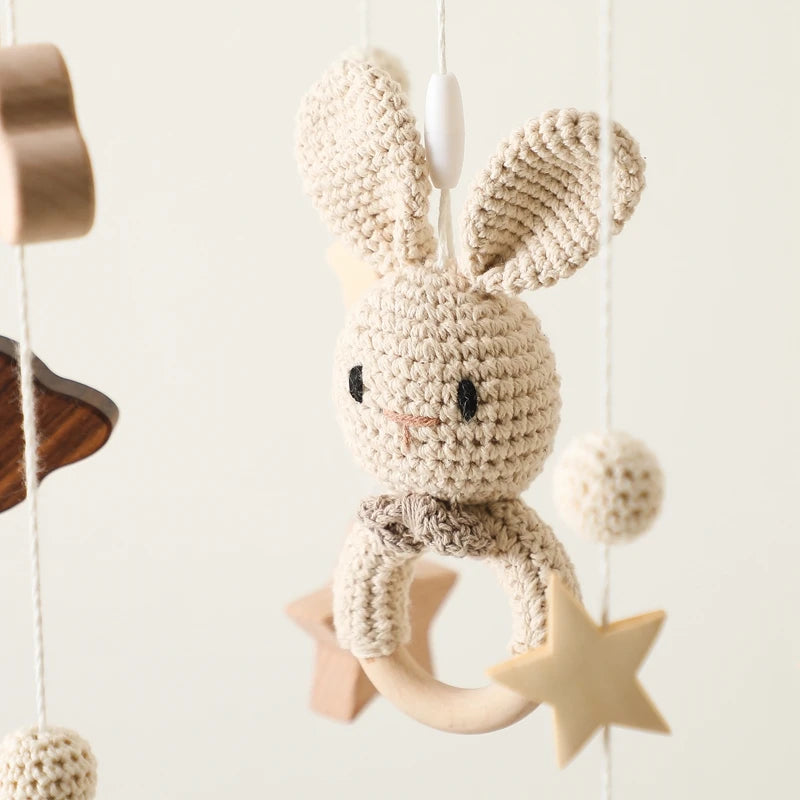 Mobile en bois bebe - Lapin