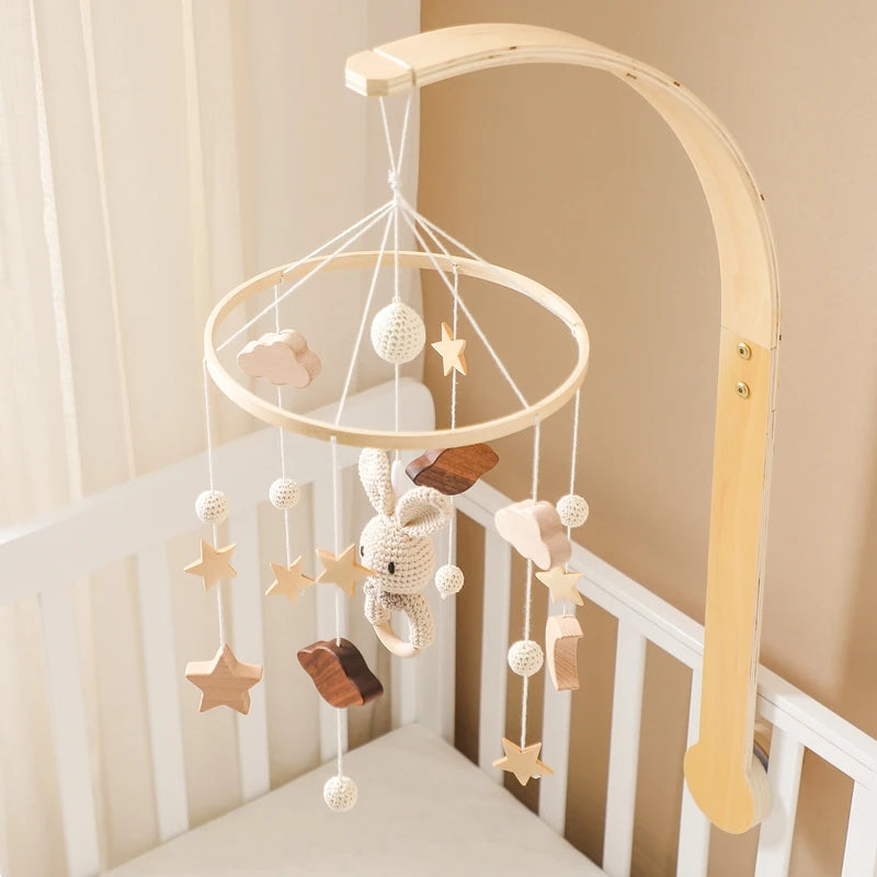 Mobile en bois bebe - Lapin