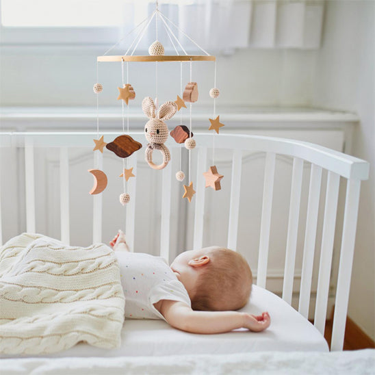 Mobile en bois bebe - Lapin