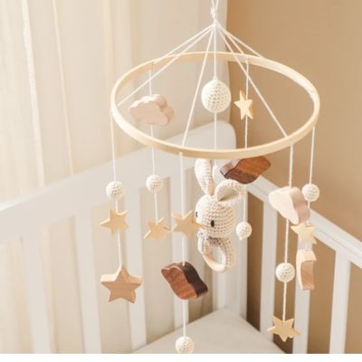 Mobile en bois bebe - Lapin