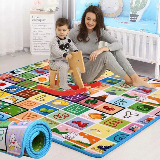 tapis-de-jeu-apprentissage-maman-bébé-chambre