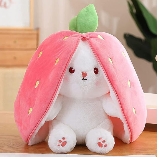 peluche lapin avec des oreilles en fraise