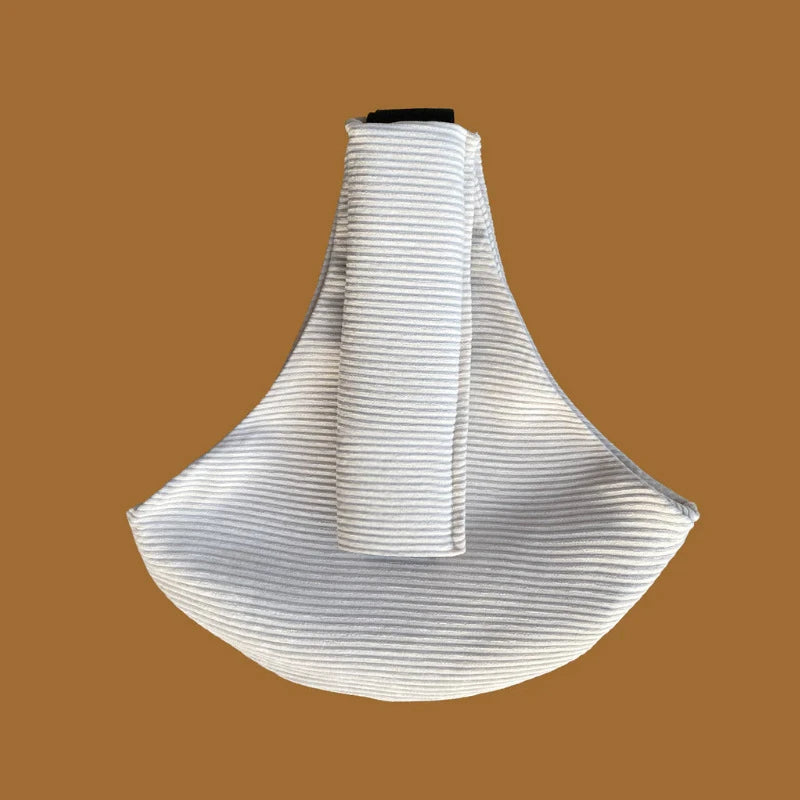 écharpe-de-portage-noir-maman-blanc
