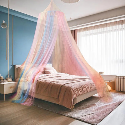 ciel de lit bébé arc en ciel dôme suspendu ambiance féerique