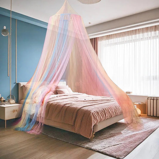 ciel de lit bébé arc en ciel dôme suspendu ambiance féerique