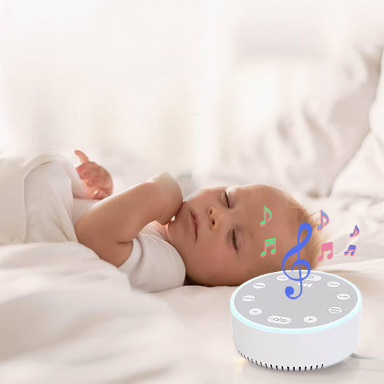 Machine de sommeil à bruit blanc à côté d’un bébé endormi, idéale pour rassurer et calmer les nuits agitées