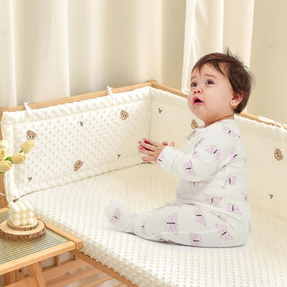 tour-de-lit-bebe-assis-berceau-chambre